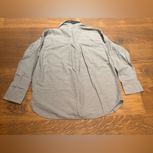 Everlane The Lightweight Flannel Oversized Shirt - Picture 3 of 5